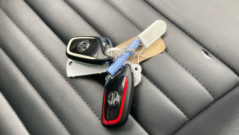 MG Hs 1.5 T-GDI Exclusive 5dr DCT Petrol Hatchback